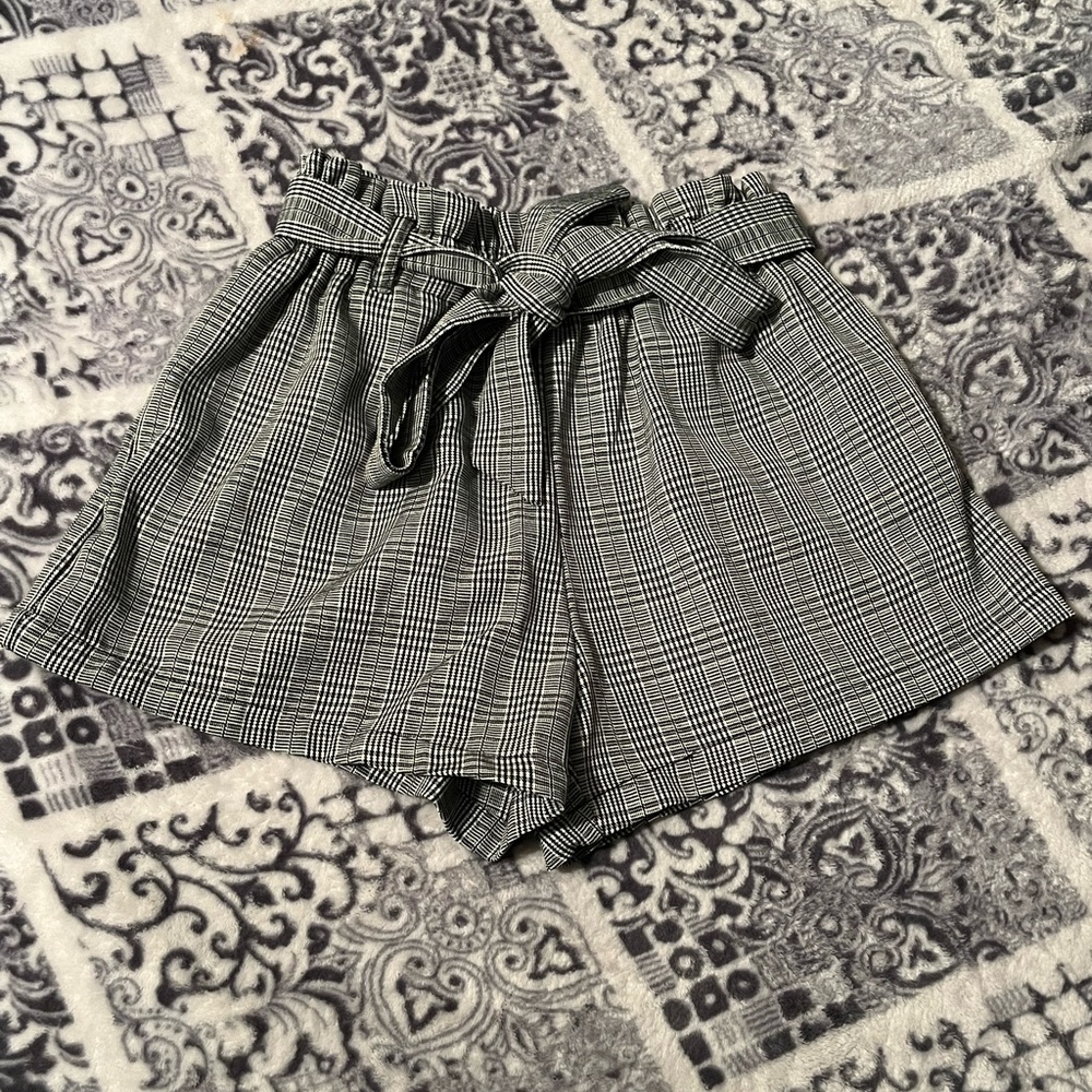 Active USA Black and White Shorts